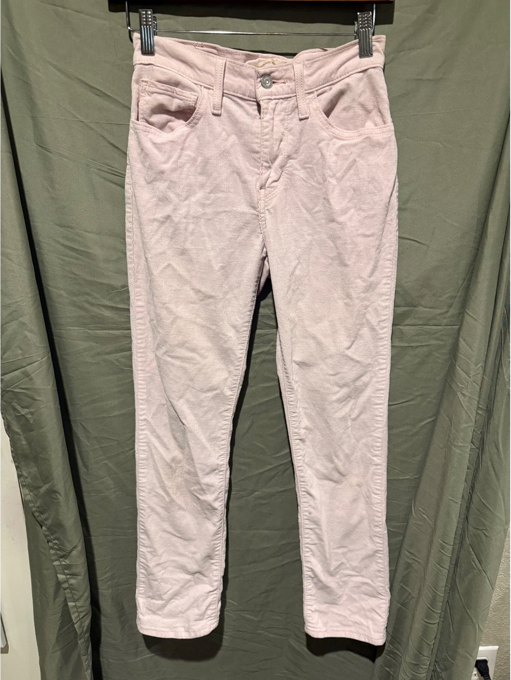 Levi's 724 High Rise Straight light pink corduroy pants size 25
